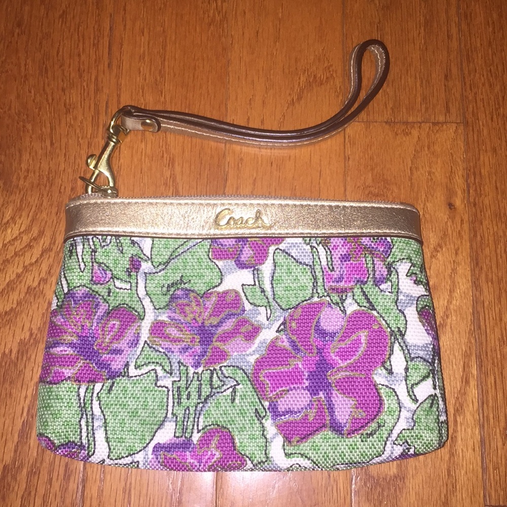 Coach flower wristlet